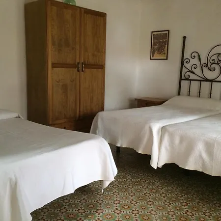 Cortijo Los Monteros 3*