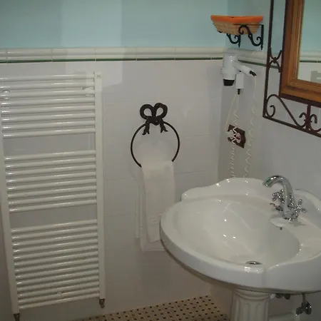 Cortijo Los Monteros Guest house Benalup-Casas Viejas