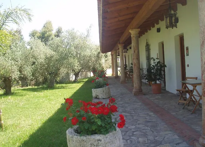 Cortijo Monteros 3*